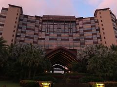 -三亚湾海居铂尔曼度假酒店