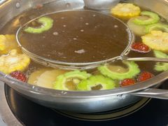 -官塘陈记鱼生·潮汕砂锅粥·牛肉火锅(潮枫路总店)