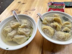 笋尖鲜肉大馄饨-小胖子馄饨店(洪兴路店)