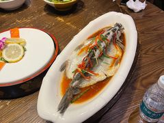 -醉美东江·三文鱼·烧鸡公