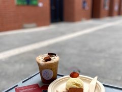 -HUGS coffee(东区店)
