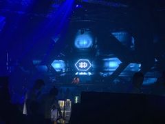 -简奥斯汀·赫本酒吧