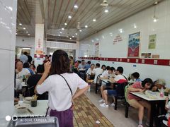 -花溪王记牛肉粉(四季花溪商场店)