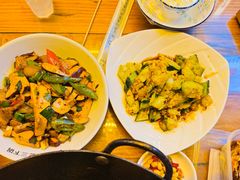 -富正毅三下锅(体育馆店)