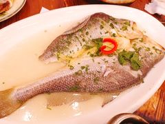 -侬佳蒸菜馆(听潮店)