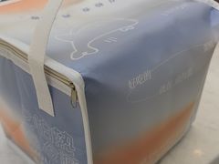 -山与蓝·轻糖鲜果蛋糕(勒泰店)