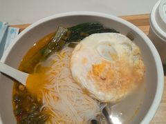 酸豆角肉末米粉配煎蛋-72街荷叶饭(大德路店)