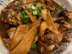 香干烧土鸡-75幢私房菜馆