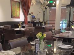 -LESCEDARS Brasserie Bistro香柏树