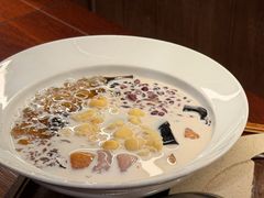 -RUXU入续糖水铺与包(卓悦中心店)