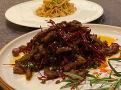 -粤尚腾香居中餐厅(首都机场希尔顿店)
