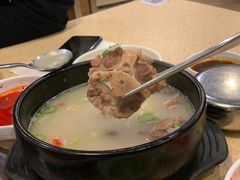 牛尾汤-元祖李朝(新威路店)
