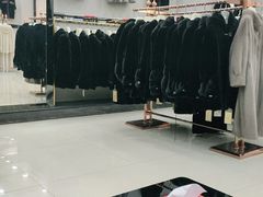-肃宁华斯国际裘皮城