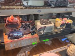 -DQ·蛋糕·冰淇淋(奥特莱斯店)