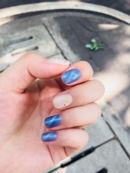 -U mi Nail美甲工作室