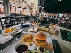 -三亚湾皇冠假日度假酒店·临风大堂酒廊