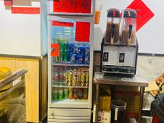 -柳州肥姨妈大骨螺蛳粉(曹路店)