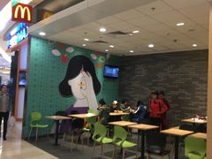 用餐区-麦当劳(龙湖北京大兴天街店)