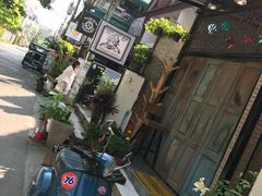 -宁曼路