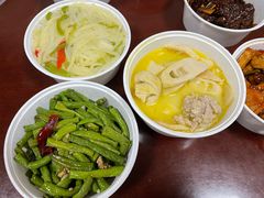 -荟选餐饮徐家汇社区食堂(徐虹北路店)