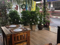 -Phensiri Thai Restaurant