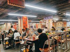 -四囍码头海鲜烧烤自助火锅(外滩南京东路悦荟广场店)