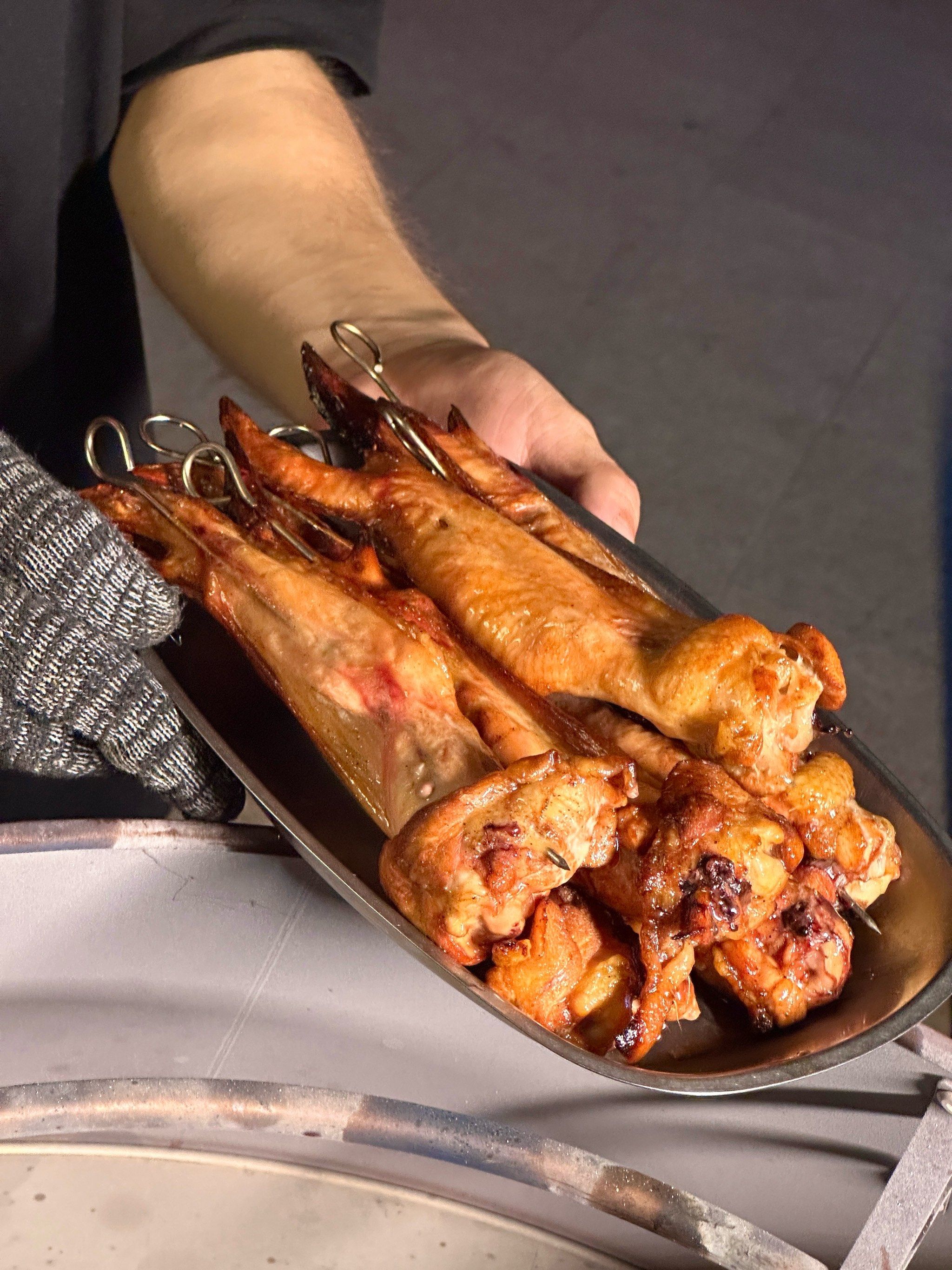 福州!会打飞的过来吃的吊烧大鸡翅!