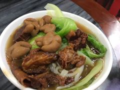 牛腩猪肠河粉-珍珍小食店(西华路店)