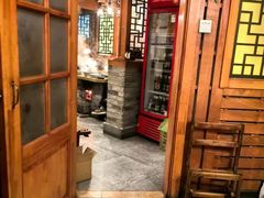 -万里闯关东铁锅炖菜馆(高新旗舰店)