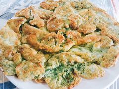 -曼听小寨岩香宰傣家美食城(勐海路店)