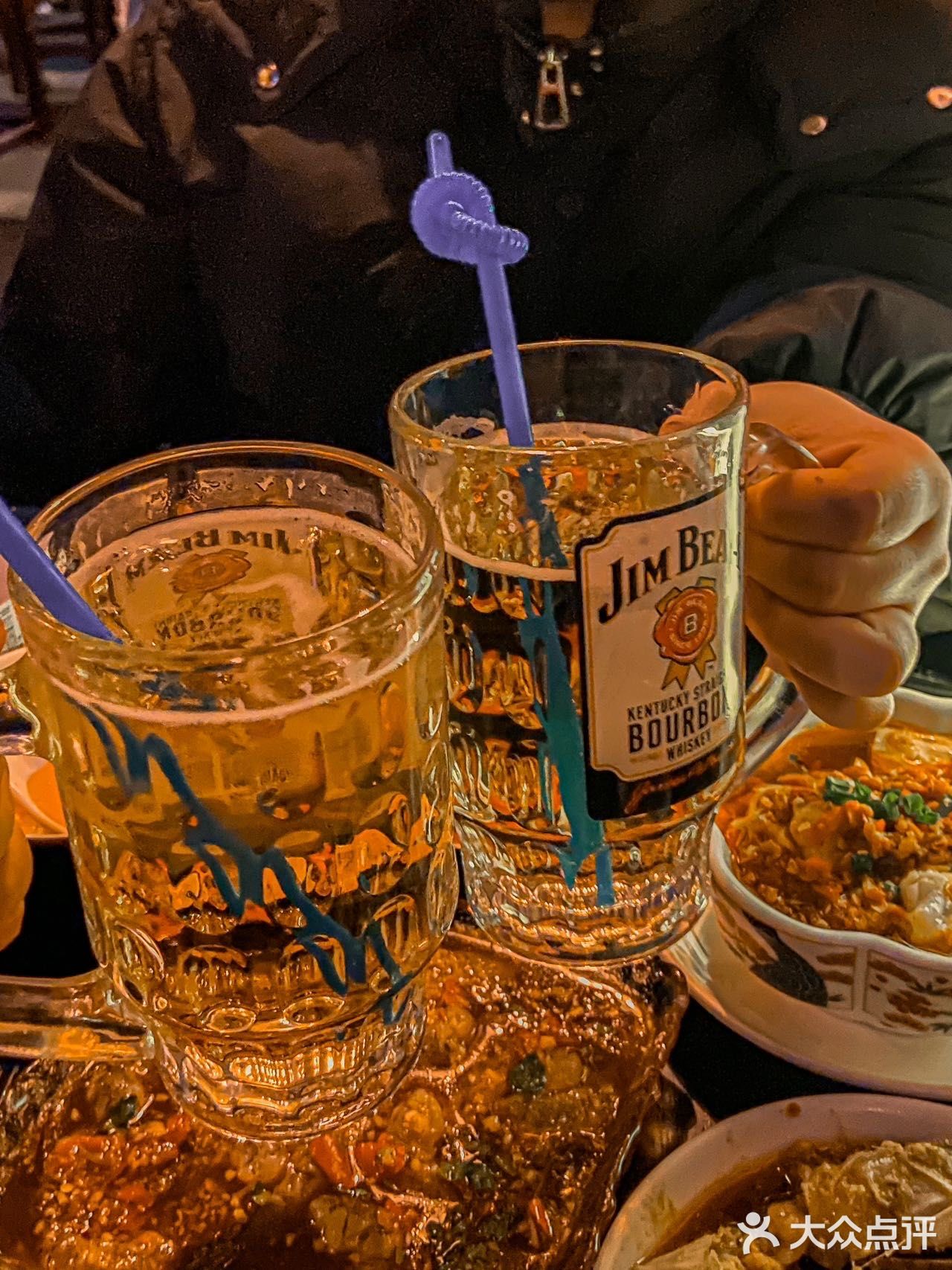 杭州小酒馆氛围感天花板🏮愿意去5678次….