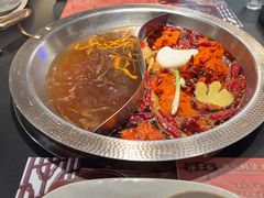 -廖掌柜·重庆鲜货火锅(上海首店)