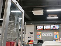 -哈贝卡汽车服务连锁(高新二路店)