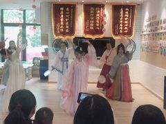 -黄浦乐烁龙鱼宝贝托育园(海潮路校区)