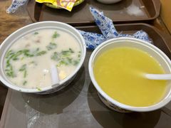 羊肉汤（多肉）-穆得·老周家牛肉烧饼(普利街店)