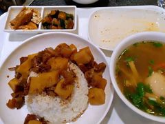 -黔阿牛菌汤牛肉粉全牛火锅(喷水池店)