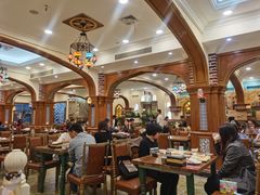 大堂-清真·玛丽亚新疆菜主题餐厅(浙江中路店)