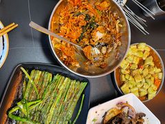 -许哥东北烧烤·铁丳烤串·宫后夹肉(繁花中心店)