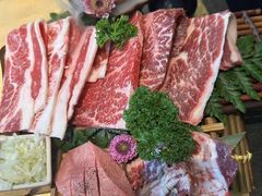-铭牛烧肉·和牛海鲜自助(高新月牙湖店)