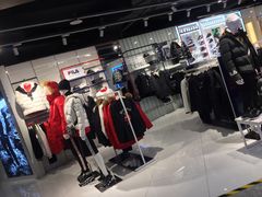 -fila(日月光中心广场店)