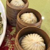 当然要尝尝大名鼎鼎的狗不理包子了