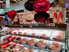 -盒马鲜生(丁香国际店)