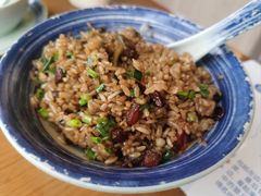 -包整·丝娃娃(一览甲秀楼风景店)