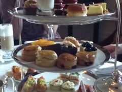 红丝绒下午茶-Salon de Ville浦江汇(上海外滩华尔道夫酒店店)