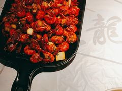 -巴厘龙虾·榜首油焖大虾(音乐学院·沿江酒馆店)