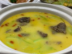 -海鸿荟·沿江菜(中山北路店)