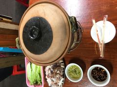 -威邵鸡煲(西华路总店)