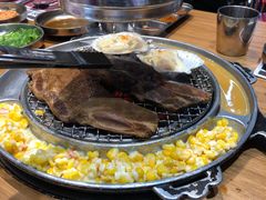 -青瓦炭韩潮烤肉(花园道店)