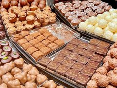 -Laderach 莱德拉(上海环贸iapm店)