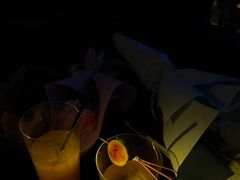 -Mx.cocktail bar